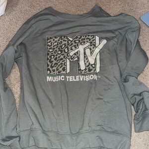 Target crewneck size small